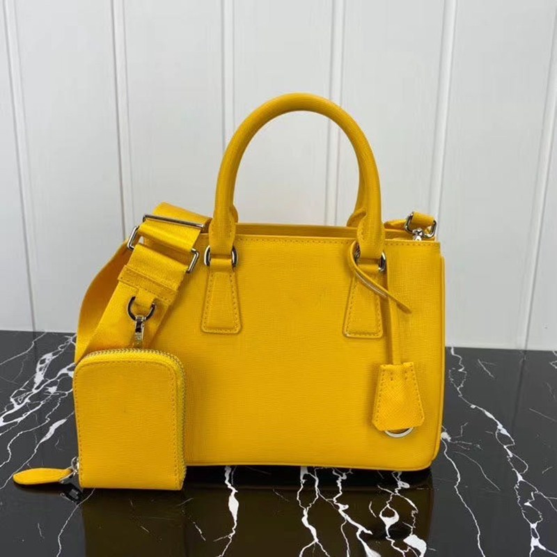 

2020 Brand New Women's Bag Fashion Designer Shoulder Bag Genuine Leather with Webbing Straps and Mini Purse, Black