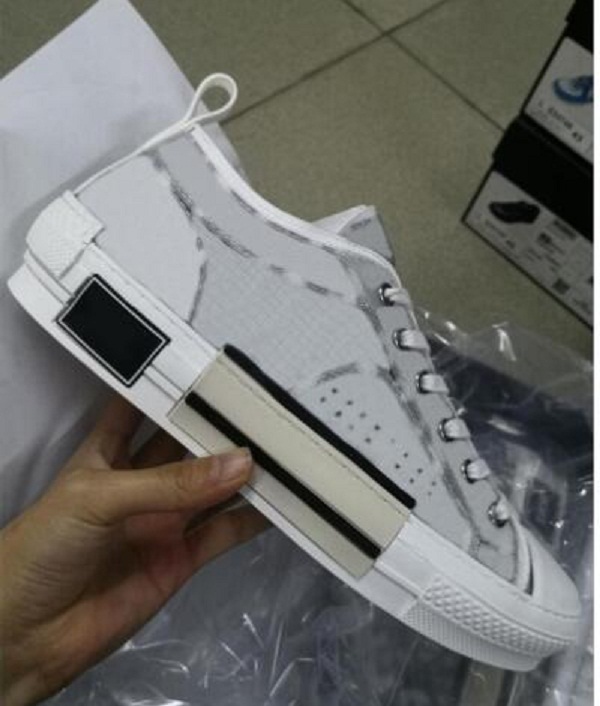 

New style 2020 spring Couple style real leather Frosted pearl low-top lace-up casual outdoor shoe for men women 10 colors with box 35-45