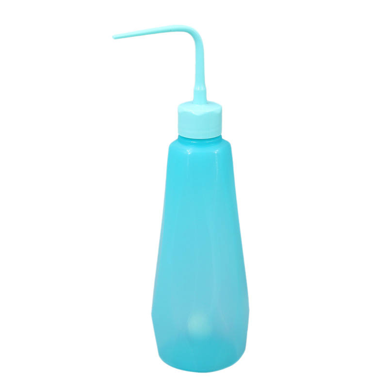 

2Pcs Plant Flower Succulent Watering Bottle Plastic Curved Watering Can Squeeze Bottle 480ML,blue