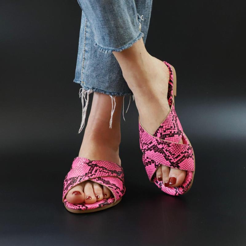 

Sandals and slippers female plus size 2020 new fashion flat bottom snake pattern word slippers, Beige