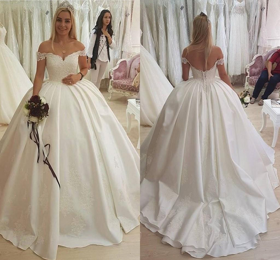 

Plus Size Ball Gown Wedding Dresses Off Shoulder Lace Satin Backless Chapel Train Custom Made Wedding Gowns Royal Bridal Dresses, Ivory