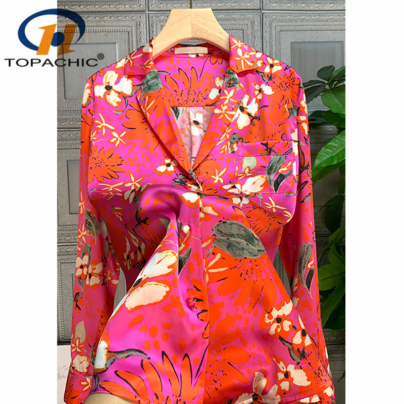 

1.11 2020 Early Spring New Fashion Tide Vintage V-neck Floral Slim Single Pocket Single breasted Silk Temperament Blouse, As picture