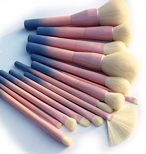 

14pcs Makeup Brushes Set Gradient Color Cosmetic Foundation Eyeshadow Eyeliner Brush Kits Make Up Brush Tool