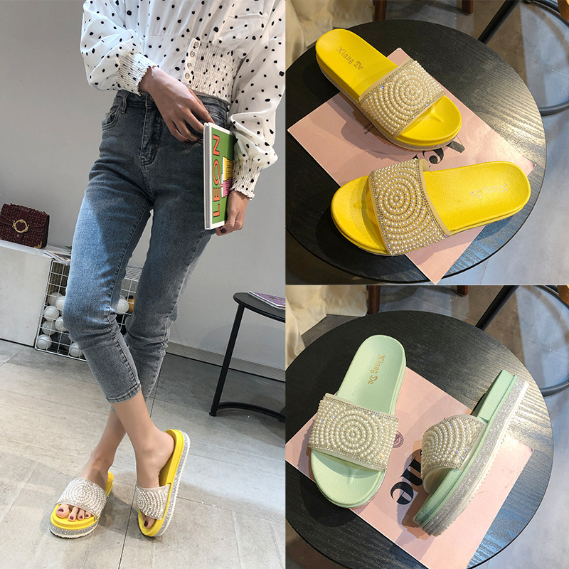 

Slippers women wear 2020 new summer ins super fire Korean pearl rhinestone H cool mop net red wild flip flops