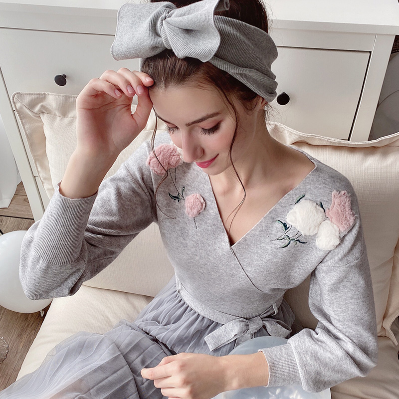 

Dabuwawa V Neck Sweater Women Loose Long Latern Sleeve Sweater Tops Fashion Pullovers Sweaters Female DN1DJS021, Gray