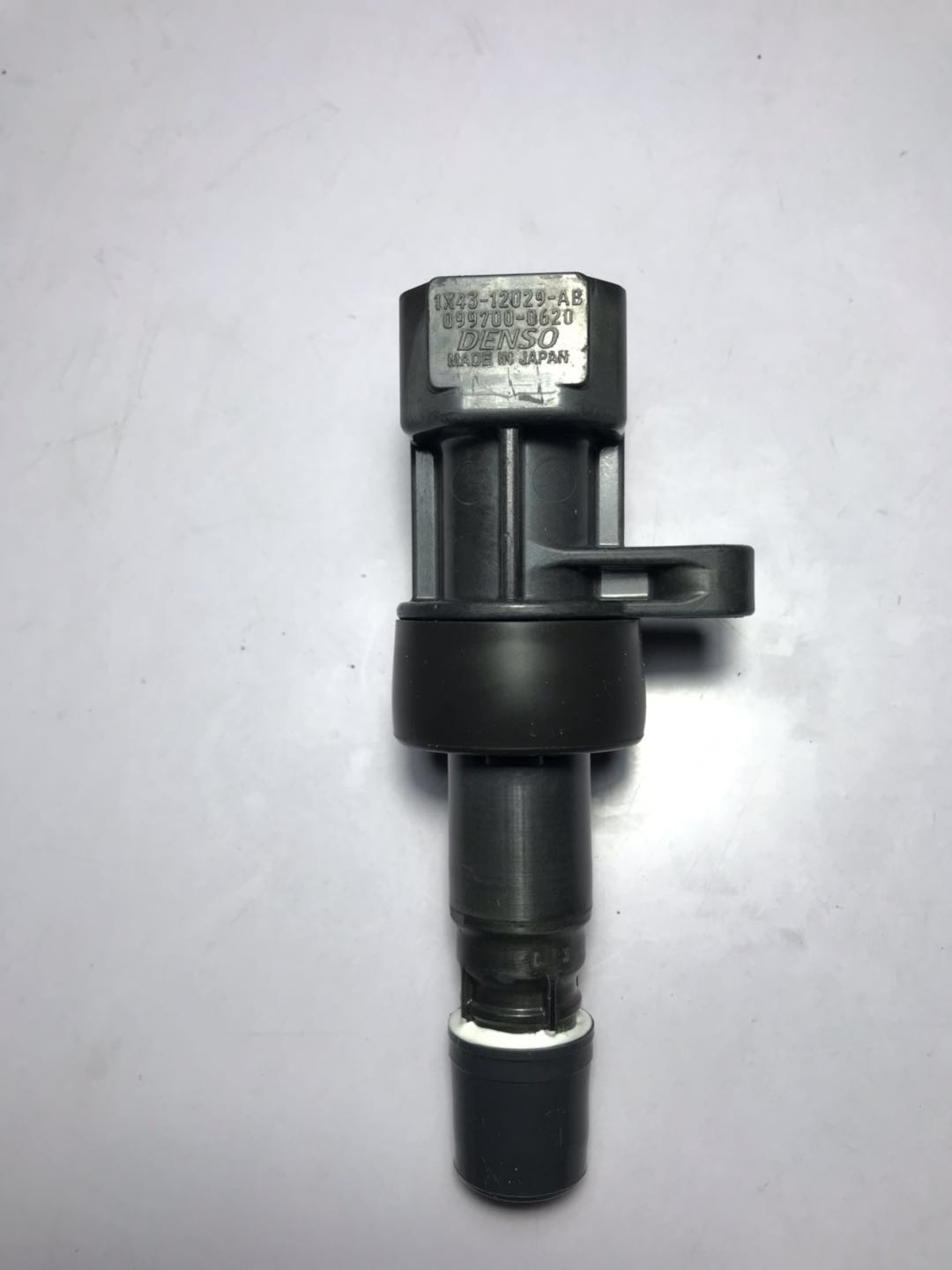 099700-0620 1x43-12029-AB Bobine d'allumage de Denso pour Jaguar X Type 2.5 3.0 2002-2008