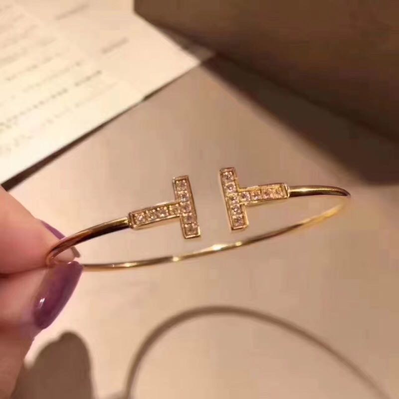 

Wholesale- Classic Designer S925 Sterling Silver Full Zircon Crystal Double TT Open Bangle For Women Jewelry