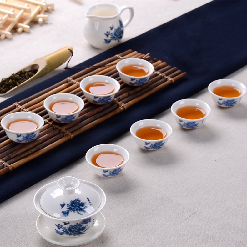 

Chinese Kung Fu Tea Set Drinkware Purple Clay Ceramic Include Tea pot Cup Tureen Infuser Tea Tray Chahai Preferred