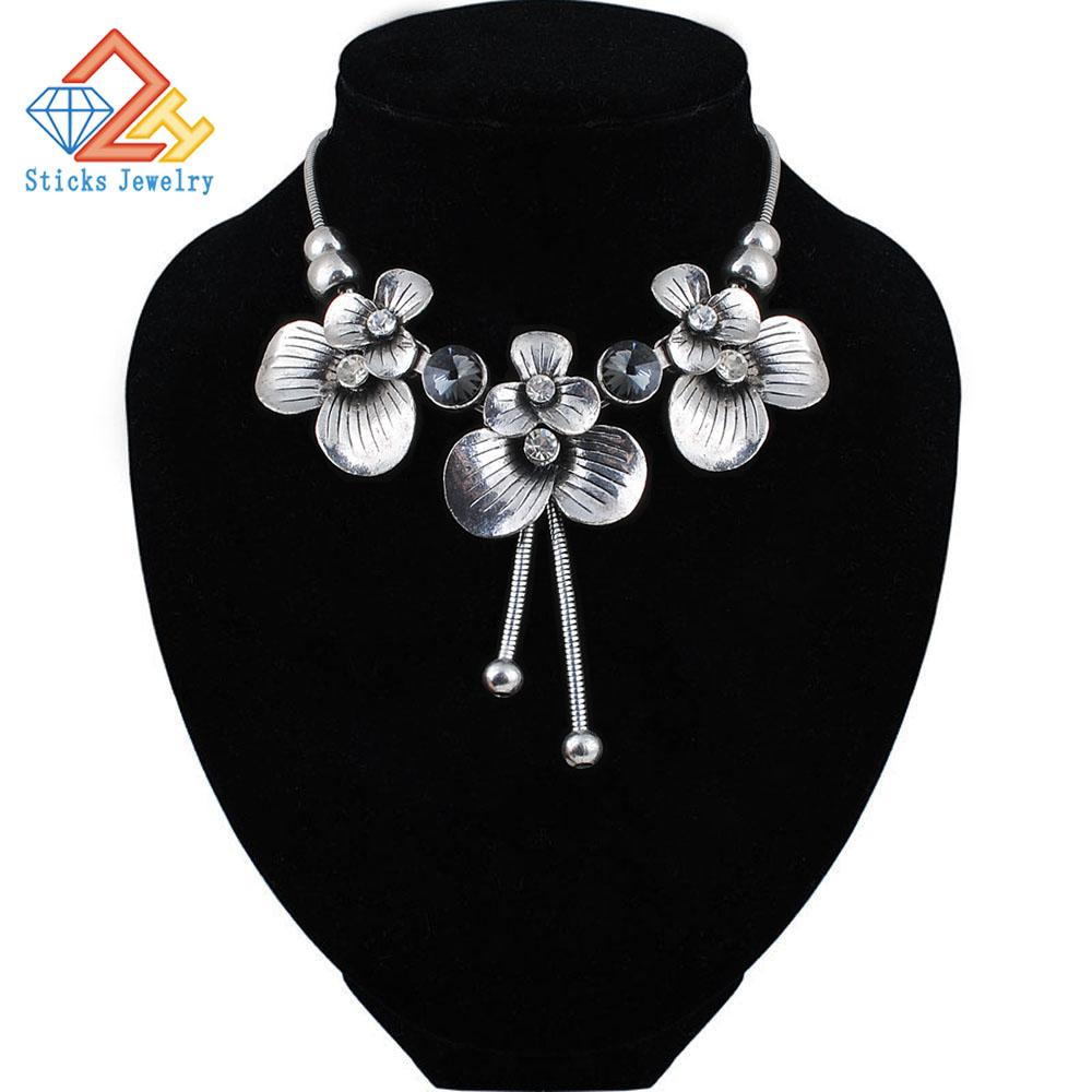 

Women Necklace Alloy Statement Necklaces Pendants Vintage Jewelry Flower Necklace