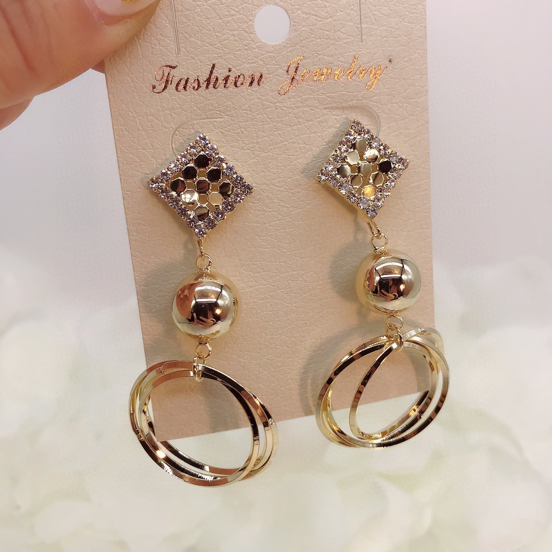 fashion jewellery at lowest price