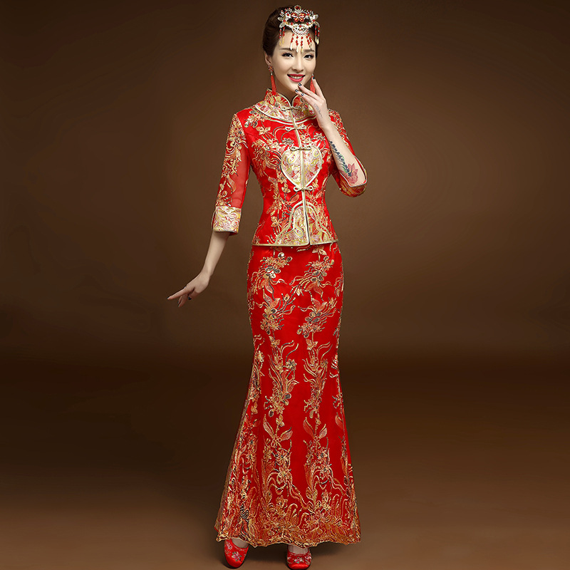 

Red embroidery Chinese Traditional Cheongsam Sexy Qipao Dresses Long Wedding Dress Oriental Wedding Gowns Bride Traditions