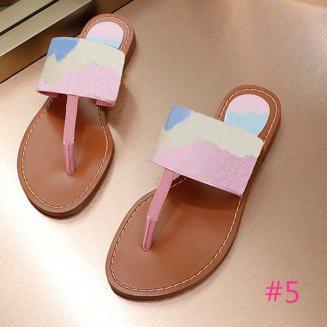 

2020 Luxury Designer Womens Fashion lady Slippers Summer Casual Slippers Flip Flops flat sandy shoes size 35-42 With box., Black