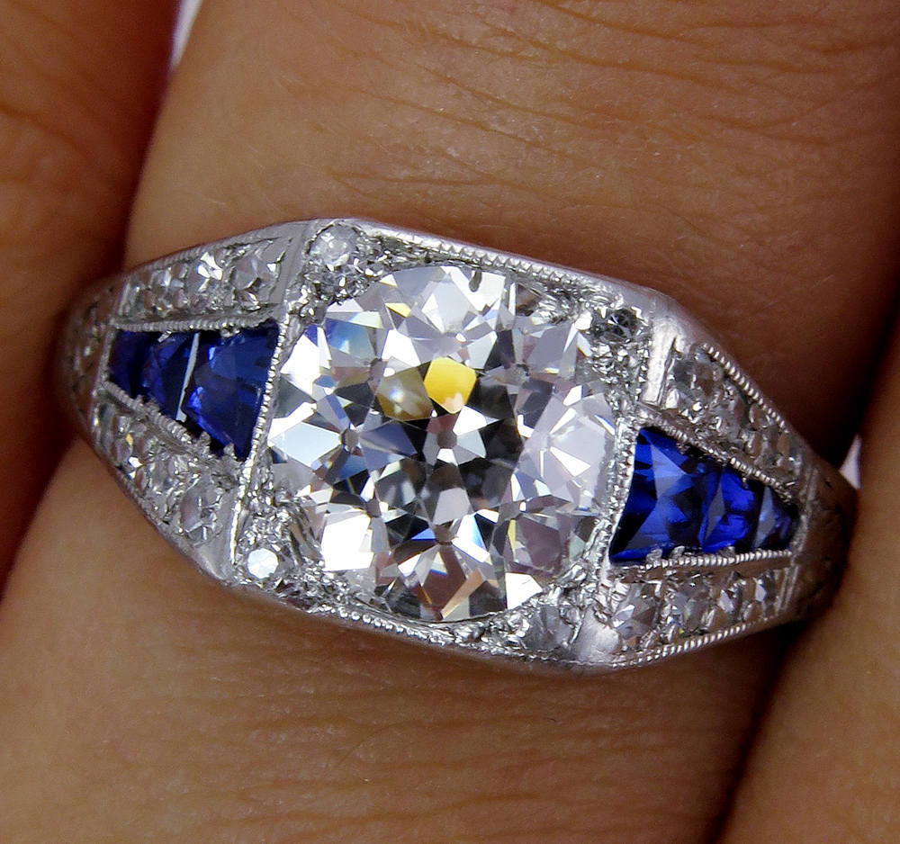 

Plating White Gold: War In Paradise Hollow Out Woman Princess Ring Square Blue Circle Diamond Ring Finger Ma'am
