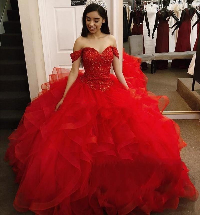 

Classic Red Off Shoulder Ball Gown Quinceanera Dresses Cascading Ruffles Sweep Train Beads Prom Party Gowns For Sweet 15 Graduation Dress, White