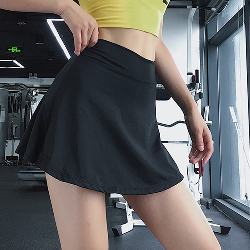 

Gym Sportswear women' Sports Short Skirt Pleated Yoga Short Skirt Fitness Breathable Sports Running Shorts, White