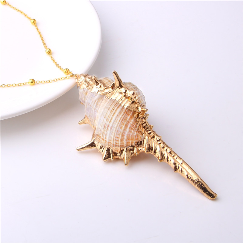 

2019 New Fashion Boho Shell Conch Necklace Seashell Necklace Pendant For Women Summer Cowrie Chain Jewelry