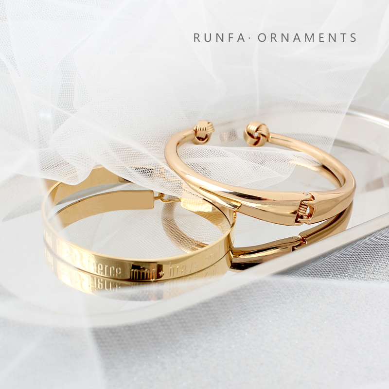 

Fashion Gold Color Letter Cuff Bracelets for Women Girl Man Jewelry Trendy Simple Bangles Party Gift Wholesale