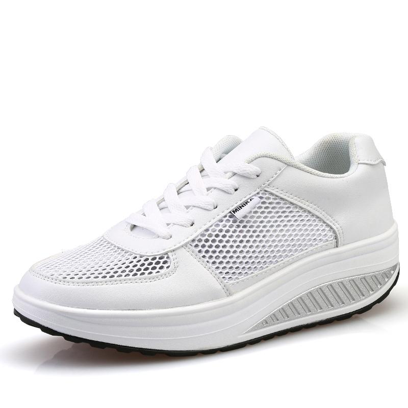 Vente chaude-nouvelles femmes chaussures décontractées femmes Fitness dame balançoire chaussures à lacets plate-forme minceur hauteur augmentant