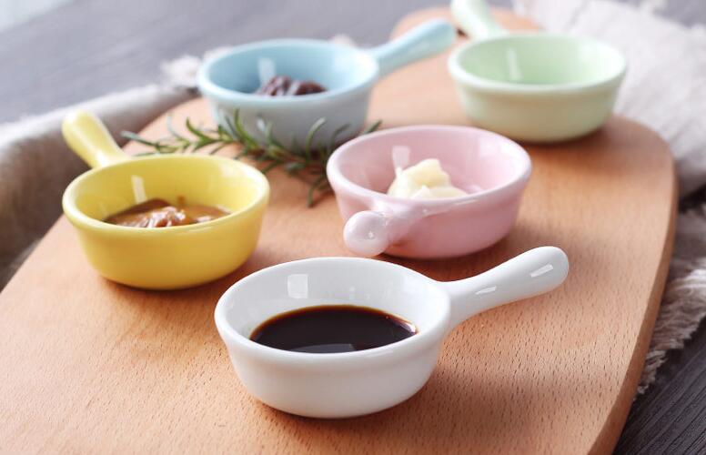 

ceramic sauce dish with creative spice tools sauces vinegar dishes