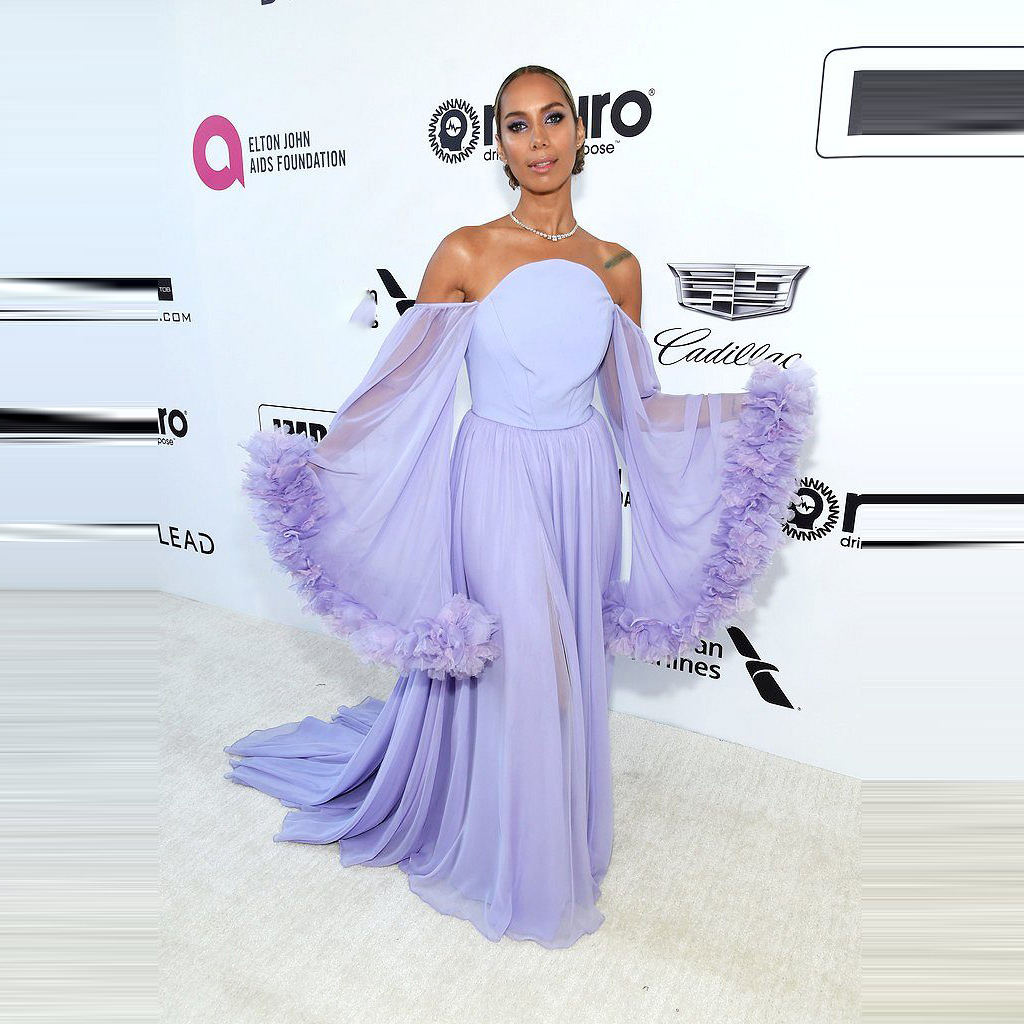 

Beautiful Lilac Prom Night Dresses Unique Long Ruffles Sheer Sleeves Front Slit Low Back Formal Gowns abito lungo cerimonia, Chocolate