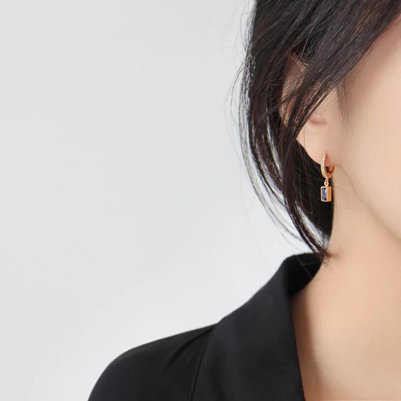 

Charm S925 Sterling Silver Earrings Sleek Minimalist Blue Zircon Long Block Ear Rings Bone Sweet Wild Female Jewelry