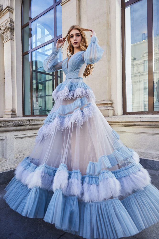 2020 Sky Blue See Thru Feather A-line Prom Dresses With Puffy Full Sleeves Formal Dress Ruffles Tiered Long Prom Gowns