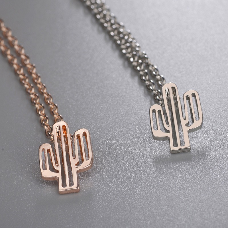 

Necklaces Simple Jewelry Womans Geometric Necklace Ladies Hollow Out Cactus Pendant Chain Lovers Silver Color Alloy Collares