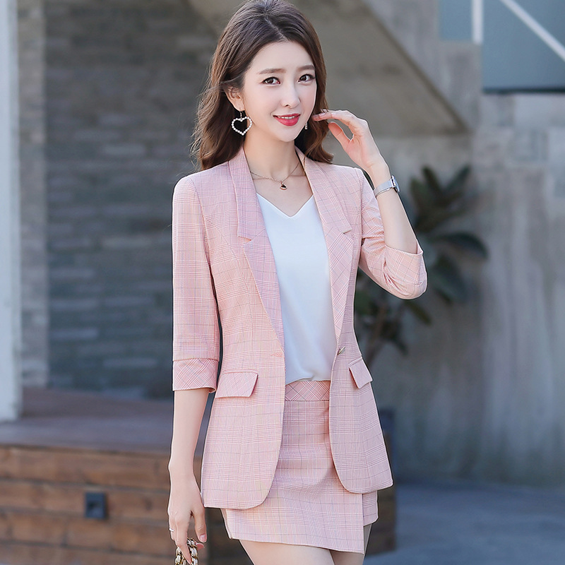 

Summer Large Size Women' Temperament Plaid Small Suit Jacket 2020 Summer New Fashion Slim Seven-point Sleeve Suit Jacket, Single coat