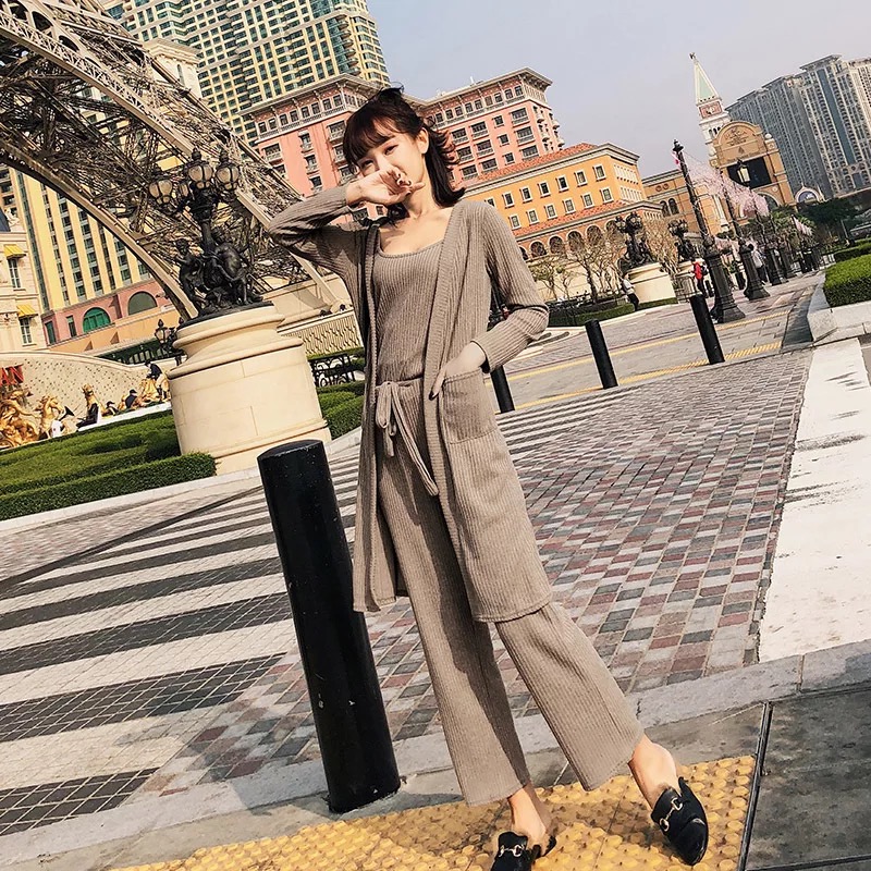 

2018 New Women's Long-Sleeved Cardigan Knit Wide Leg Pants Three-Piece Suit, Brown