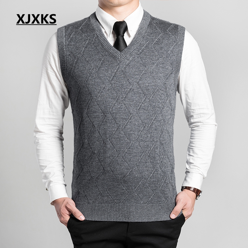 

XJXKS New Autumn And Winter Cashmere V-neck Men' Vest Sleeveless Sweater Hedging Men Casual Knit Pullovers Pull Homme, Gray