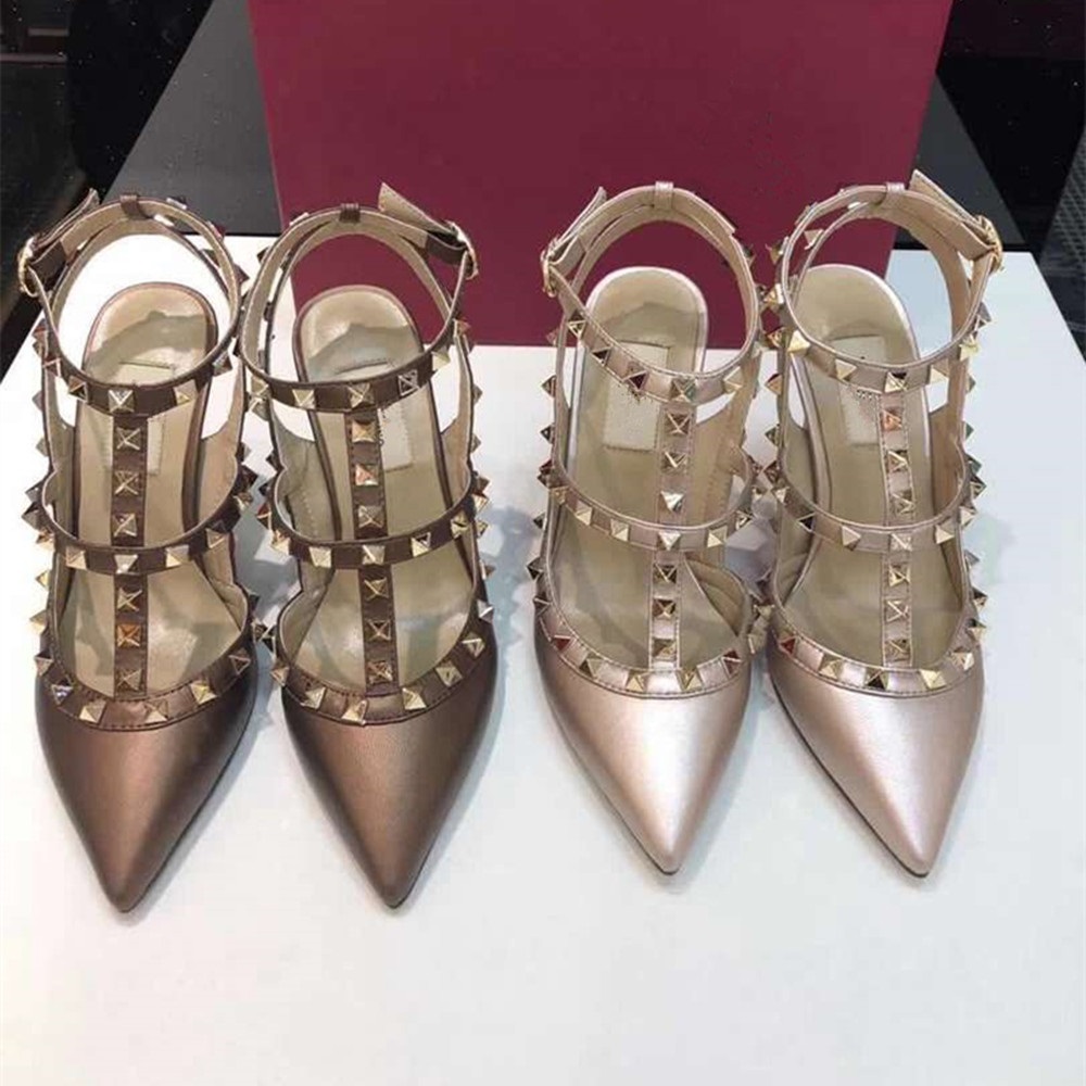 2020 Hot New Sexy shoe Designer Pointed Toe 2-Strap with Studs high heel shoe Patent Leather rivets Sandals bottom high heels women fashion