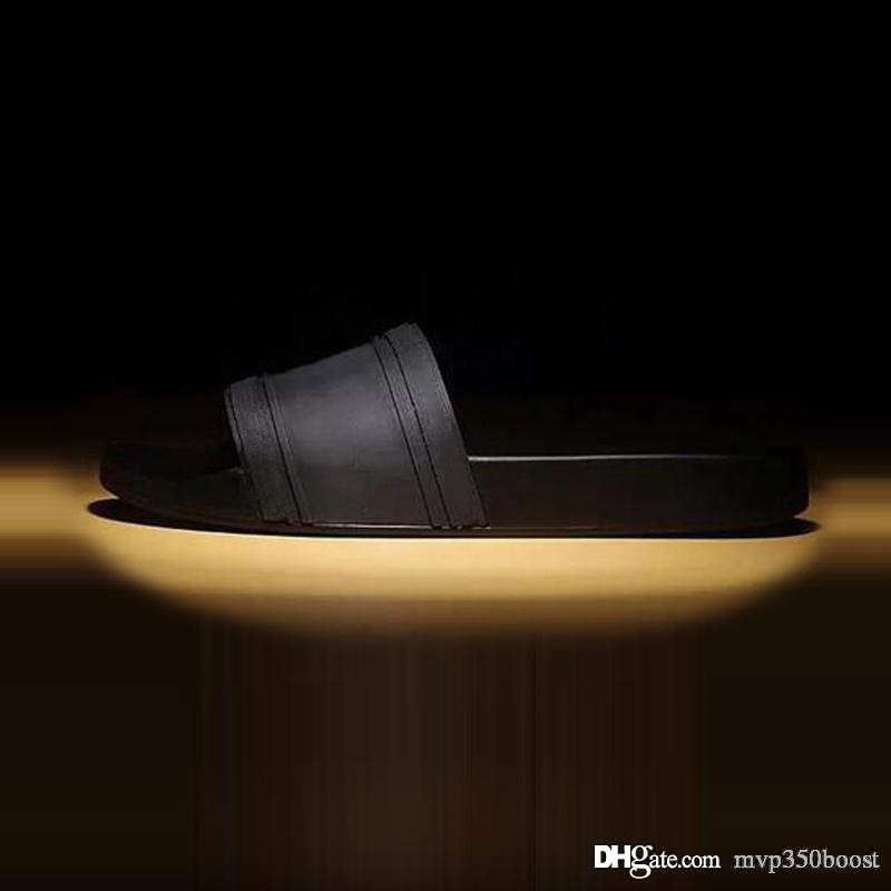 

with box hot brand Men 2020 Beach Slide Sandals Scuffs Slippers Mens white Fashion slip-on designer sandal US 7-12, Red