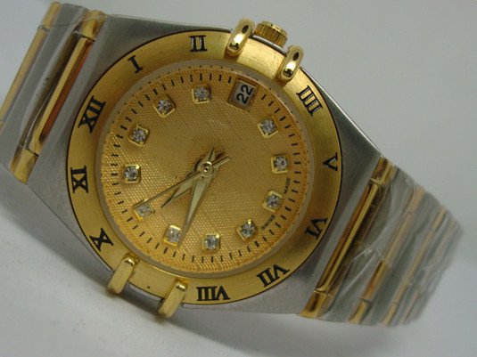 

New fashion Men women watch quartz movement watch for Man Woman wrist watch stainless steel om29, Gold face 24mm