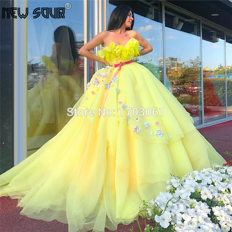 

Puffy Feathers Long Evening Dresses Formal Vestido De Festa Kaftan Strapless Prom Dress Saudi Arabic Party Gown 2019 New Dubai, Black