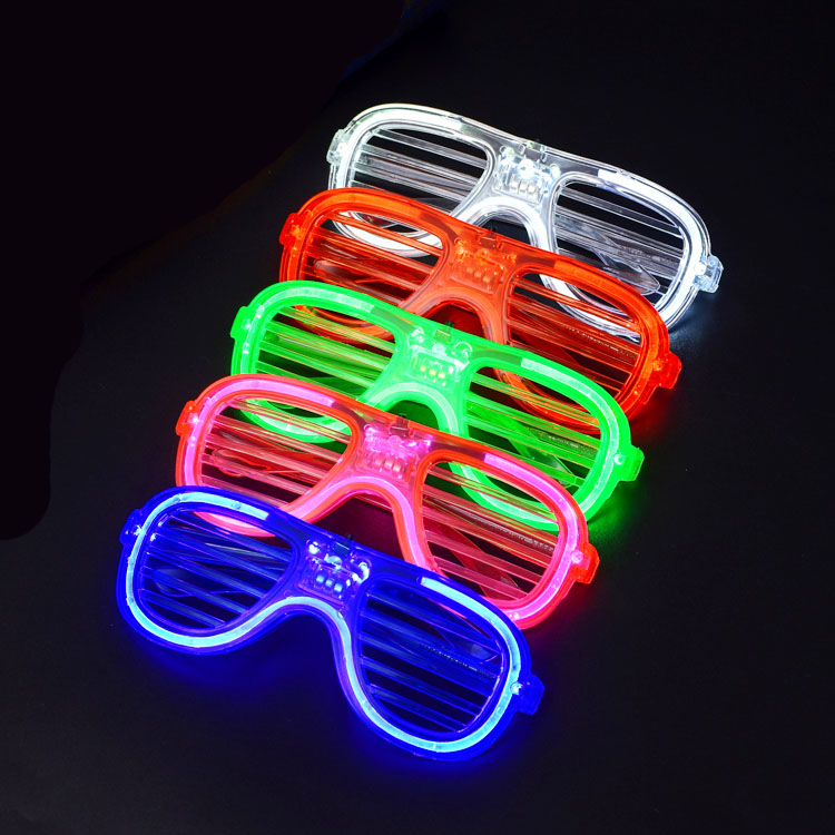 Giocattolo illuminato a LED lampeggiante occhiali otturatori di otturatore serate serate giocattoli rave di Halloween Forniture decorative PROPT GLOW GOWOW GOULE