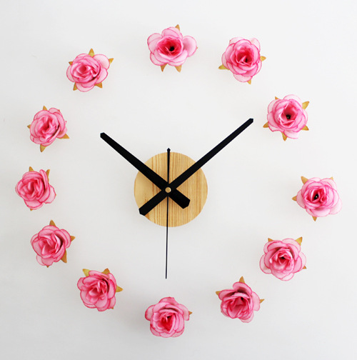

Art Romantic Rose Wall Clock Modern Design wall clock for living room Fashion Creative Mute Silent Home Decor QZE036