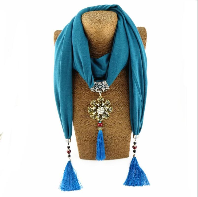 

New Popular Bohemia Colorful Tassel Flower Rhinestones Pendant Scarf Necklace Women Jewelry Statement Necklace, Silver