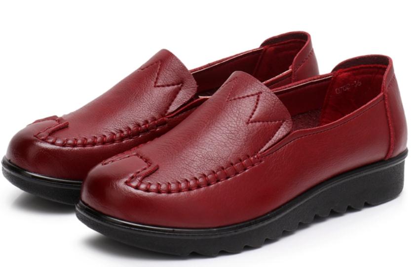 

2019 Women's shoes in Spring and Autumn with New style Low heel round head mother shoes#158, Red