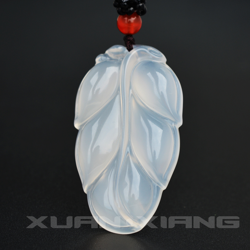 

Women Necklace Pendant Natural White Chalcedony Double-sided Carved Lucky Leaves Pendant for Women's Fine Jewerly