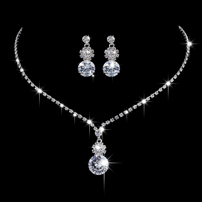 

Zircon Necklace Earrings Romantic Bride Shiny Wedding Jewelry Set Geometric Silver Plated Copper Pendant Necklaces Accessories Wholesale