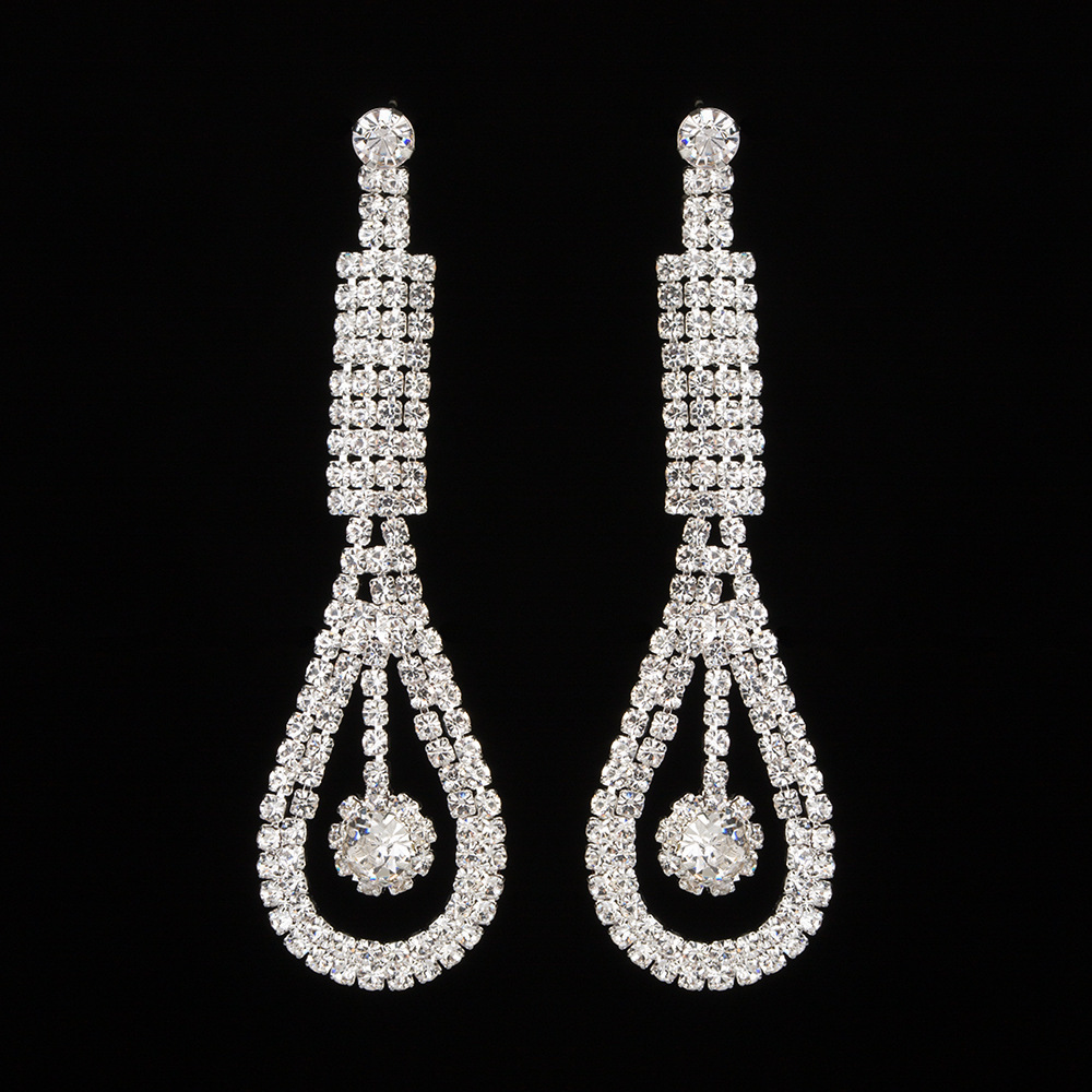 

Concise Drip Micro Insert Rhinestone Claw Chain Earrings Eardrop