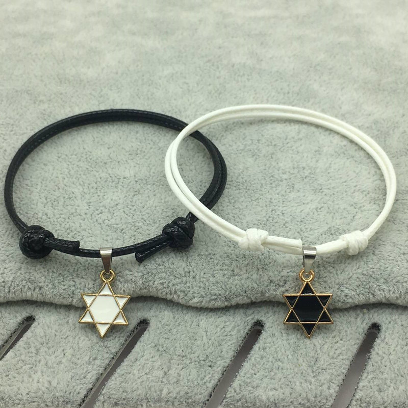 

2019 New Fashion Paired Bracelets For Women And Men Couple Bracelets Black And White Handmade Rope Chain Stars Charm Bracelet