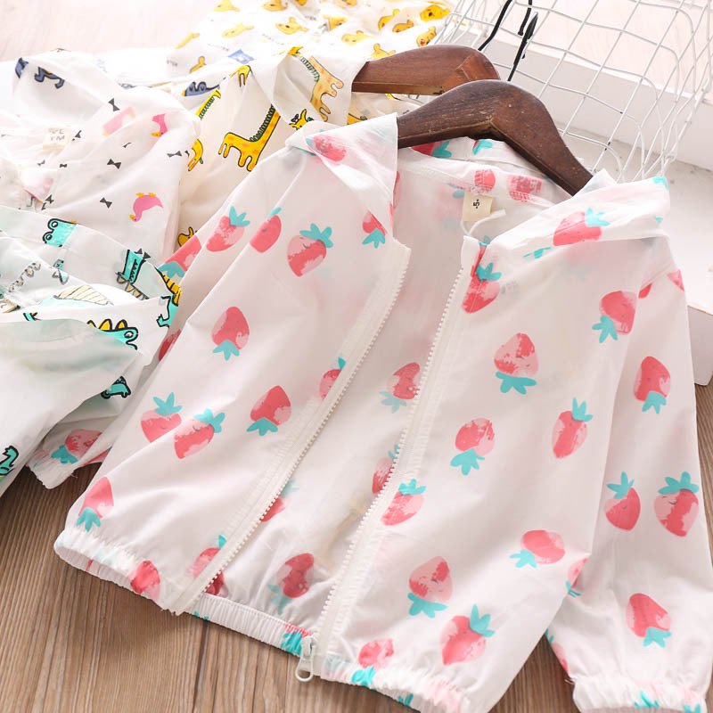 

2020 Summer Girls Thin Coat Hooded Letters Strawberry Anime Cartoon Children's Clothing Wholesale