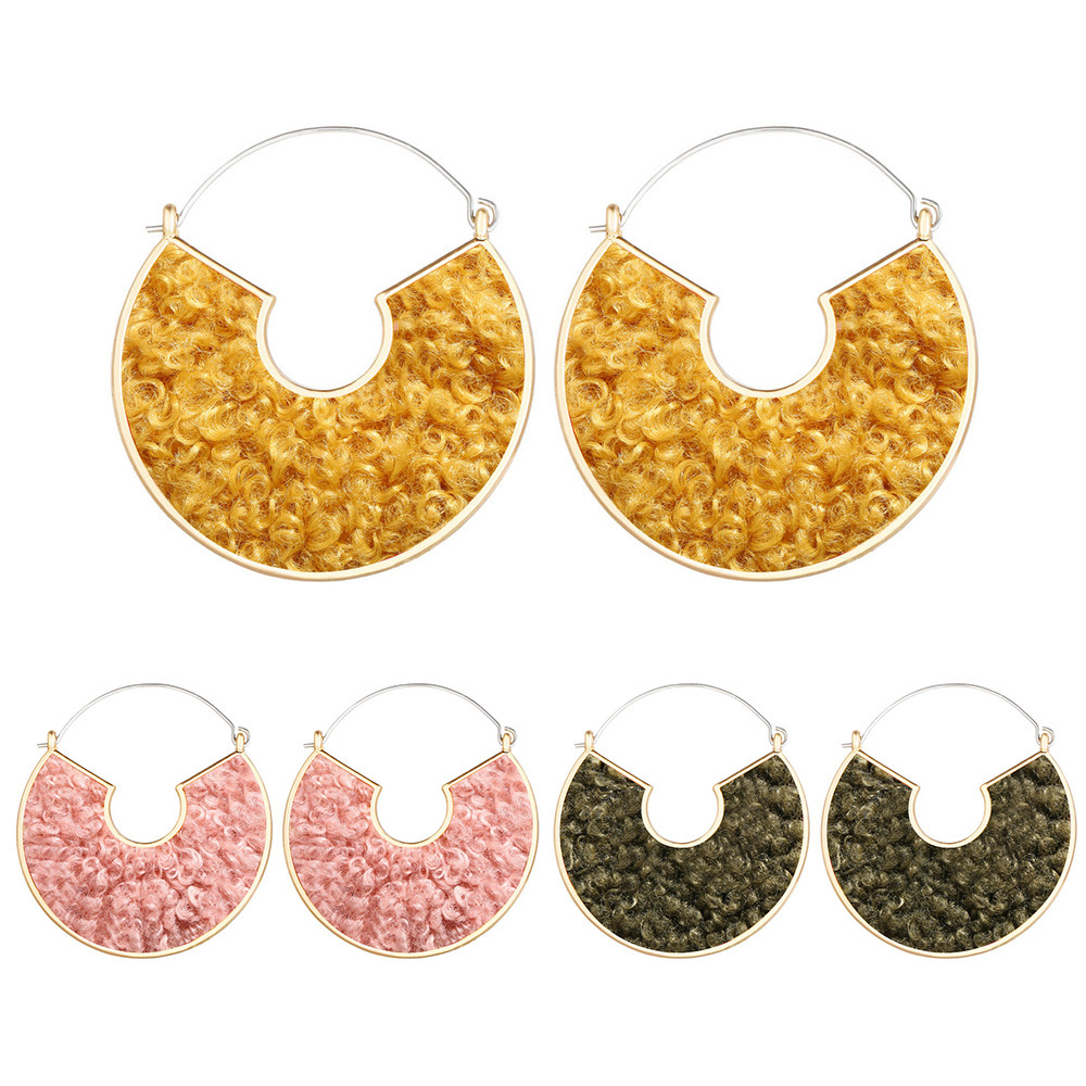 

Originality Semi-circle Fill Maoronger Nail Concise Temperament Digital C Type Earrings Woman