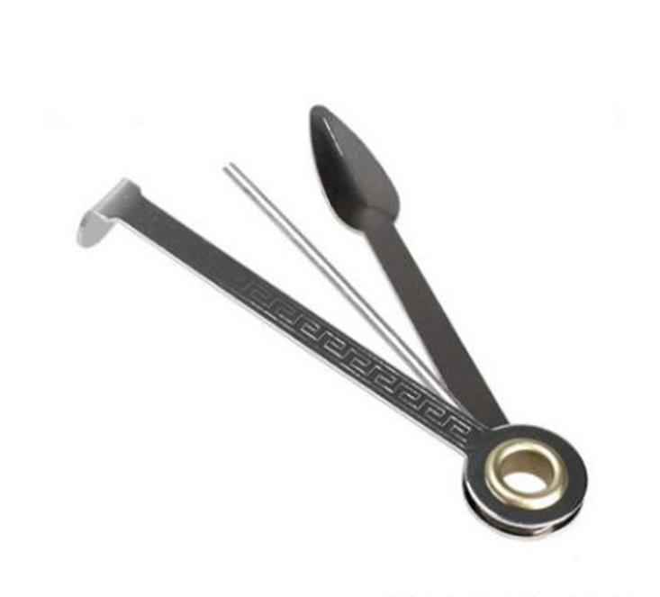 

Portable foldable three-in-one cigarette knife scraper fittings