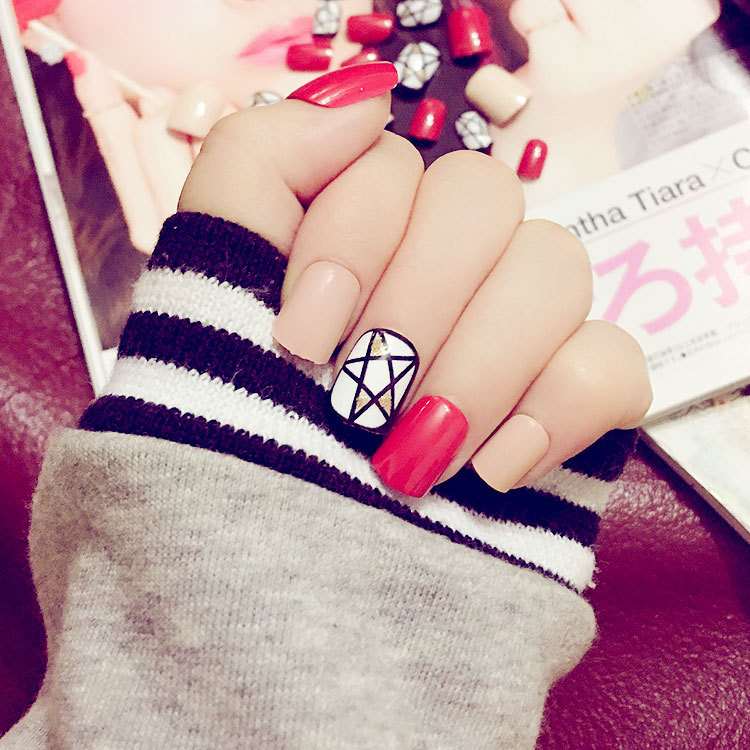 

New 24 pieces Red Star Decoration Beauty DIY Style Plastic Art Short Fake false Sticker Nail Tips With Glue Gel, As pic