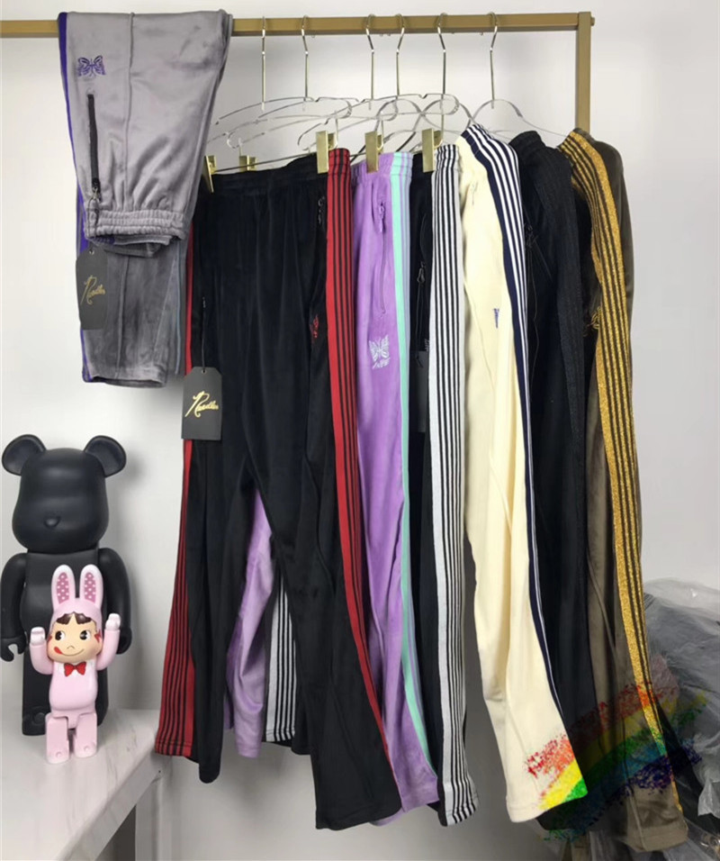 

Embroidery AWGE Needles Sweatpants Men Women High Quality Butterfly Striped Joggers Velvet Needles Pants AWGE Sweatpants
