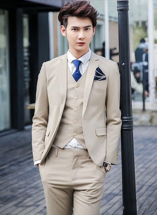 

Fashion Beige Men 3 Piece Suit Wedding Tuxedos Excellent Groom Tuxedos Men Business Dinner Prom Party Blazer(Jacket+Pants+Tie+Vest) 1517, Same as picture