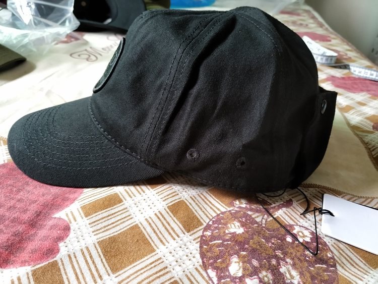 

Fashion-53CP Goggle Cap Beanies Designer Brand Mens Women Berets Outdoor Sports Haty Street Two Glasses Caps, Black