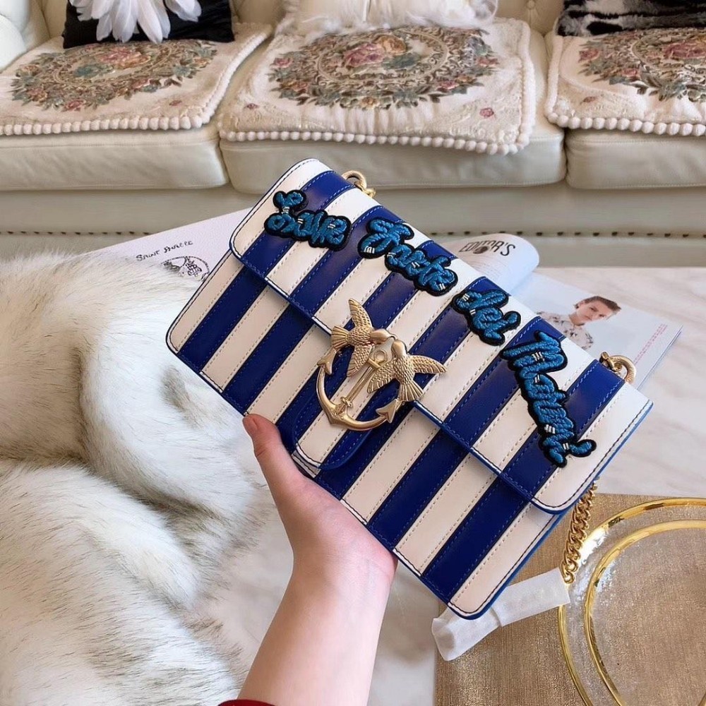 accessorize small bags